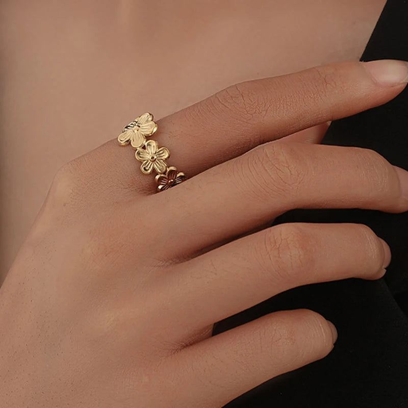 Flower ring