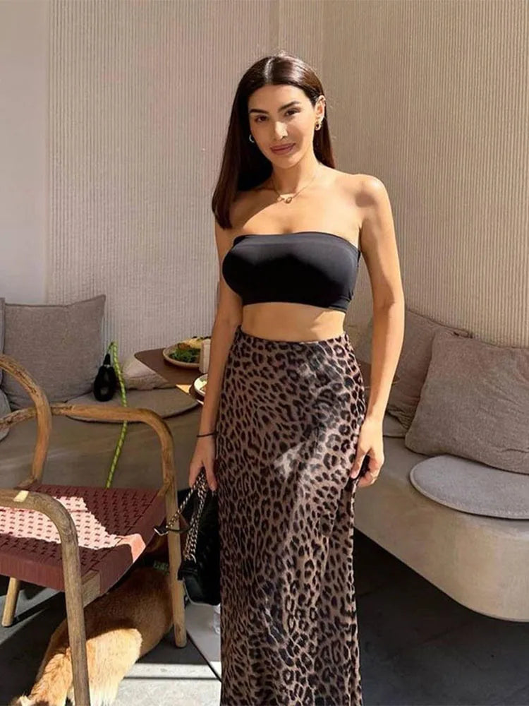 Leopard skirt